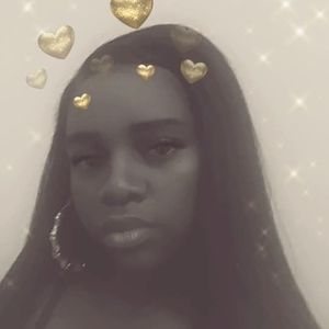 Meet your Posher, Lea